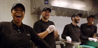 Over 2,600 Chipotle Crew Members Receive New Quarterly Bonus