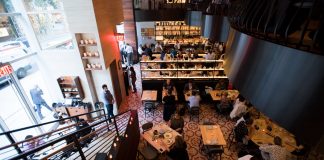 Restaurants Across the Country Struggle to Respond to Coronavirus – The New York Times