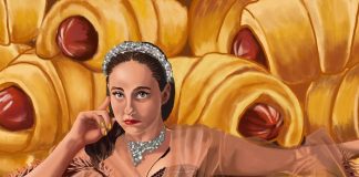 Comedian Catherine Cohen Knows the Power of Taco Bell Fire Sauce