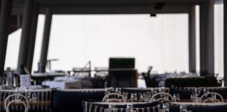 Queensland restaurants chase more relaxed coronavirus rules and June reopening – ABC News