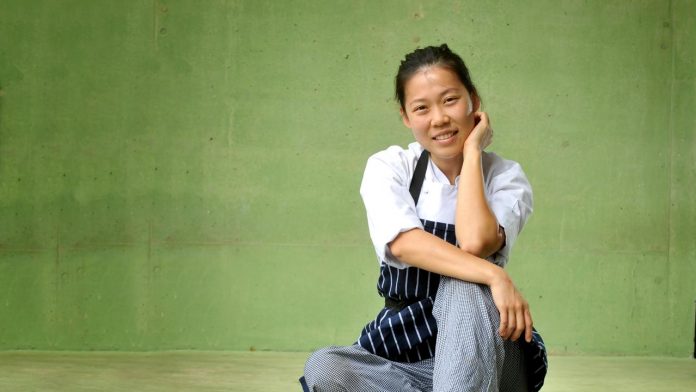 The verdict: How MasterChef star's new restaurant fares - Gatton Star