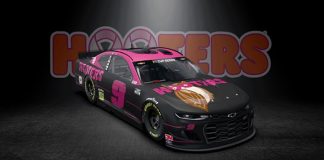 Chase Elliott to Run Special ‘Give A Hoot’ Paint Scheme in Support of Breast Cancer Awareness Month