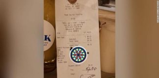 A customer at an Ohio restaurant left a USD$5,600 tip to split among the entire staff – 7NEWS.com.au