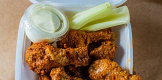 Man discovers ‘local’ wing restaurant isn’t what it appears to be: ‘It’s all a lie’ – Yahoo Sport Australia