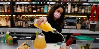 NYC Rejoices As COVID ‘Snack’ Rule Is Set to End and Bar Seating Returns