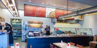 Restaurants Serve Up Signing Bonuses, Higher Pay to Win Back Workers – The Wall Street Journal