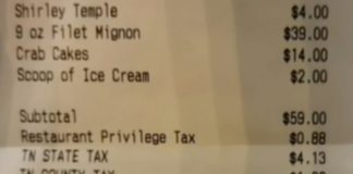 Terminally ill tourist leaves HUGE tip at US restaurant – 7NEWS.com.au