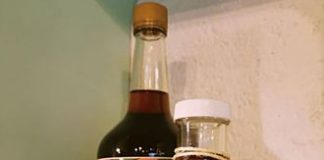 I Pour This Mexican Vinegar Into Everything