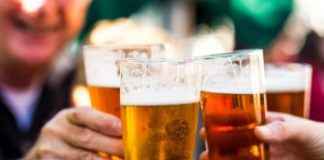 Pubs, restaurants back ‘no jab, no dine’ rule in early reopening push – Sydney Morning Herald