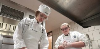 Drage students gain hands-on expertise with student-run restaurant – Massillon Independent