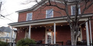 Bang! — A restaurant worth waiting for? – University of Virginia The Cavalier Daily