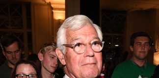 Barrister Julian Burnside shames Adelaide restaurant for cancelling his reservation – Daily Mail