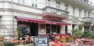 In Berlin, a Russian restaurant rallies behind Ukrainians – Al Jazeera English