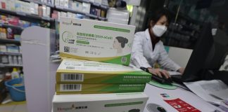 Owners of roast duck restaurant under investigation after failing to register 477 customers, violating anti-epidemic regulations – Global Times