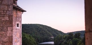 7 Spectacular Restaurant Settings To Savor In France – TravelAwaits