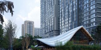 Timber-Roofed Restaurant / BEHIVE Architects – ArchDaily
