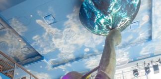 Margaritaville Is the Chillest, Cheesiest Place in Town