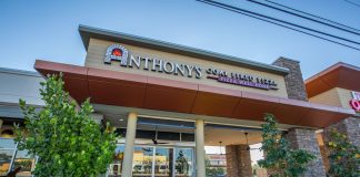 Anthony’s Coal Fired Pizza & Wings Keeps It Real