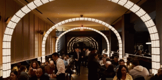 Restaurant Review: At the Altar of Korean Fried Chicken