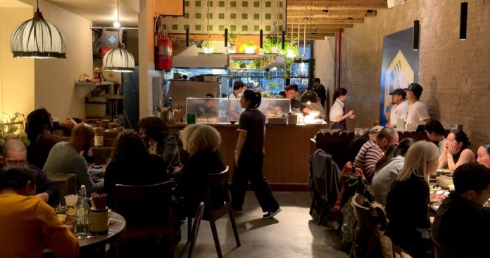 Bánh Anh Em Makes Food With Some Tooth