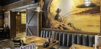 Restaurant Franchise News from Huckleberry’s, SUPER CHIX, Effin Egg, and More!