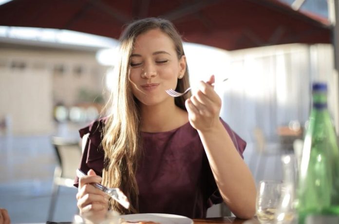How to Be a Great Restaurant Guest: Tips for Diners