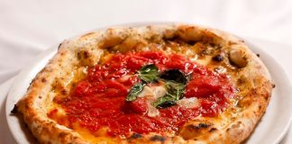 New York Gets Its First Taste of Tokyo Pizza