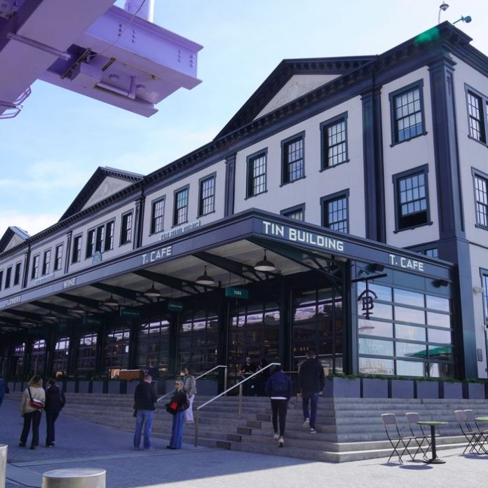Tin Building to Become Balloon Museum