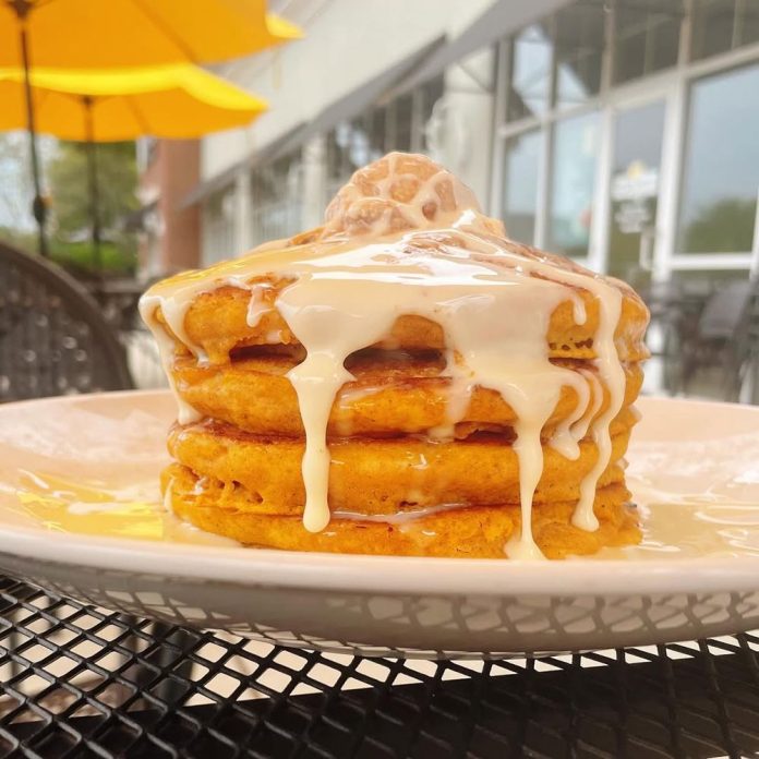 Sunny Street Café Brings Back Fan-Favorite Pumpkin Pancakes with Fresh Takes on Fall Brunch